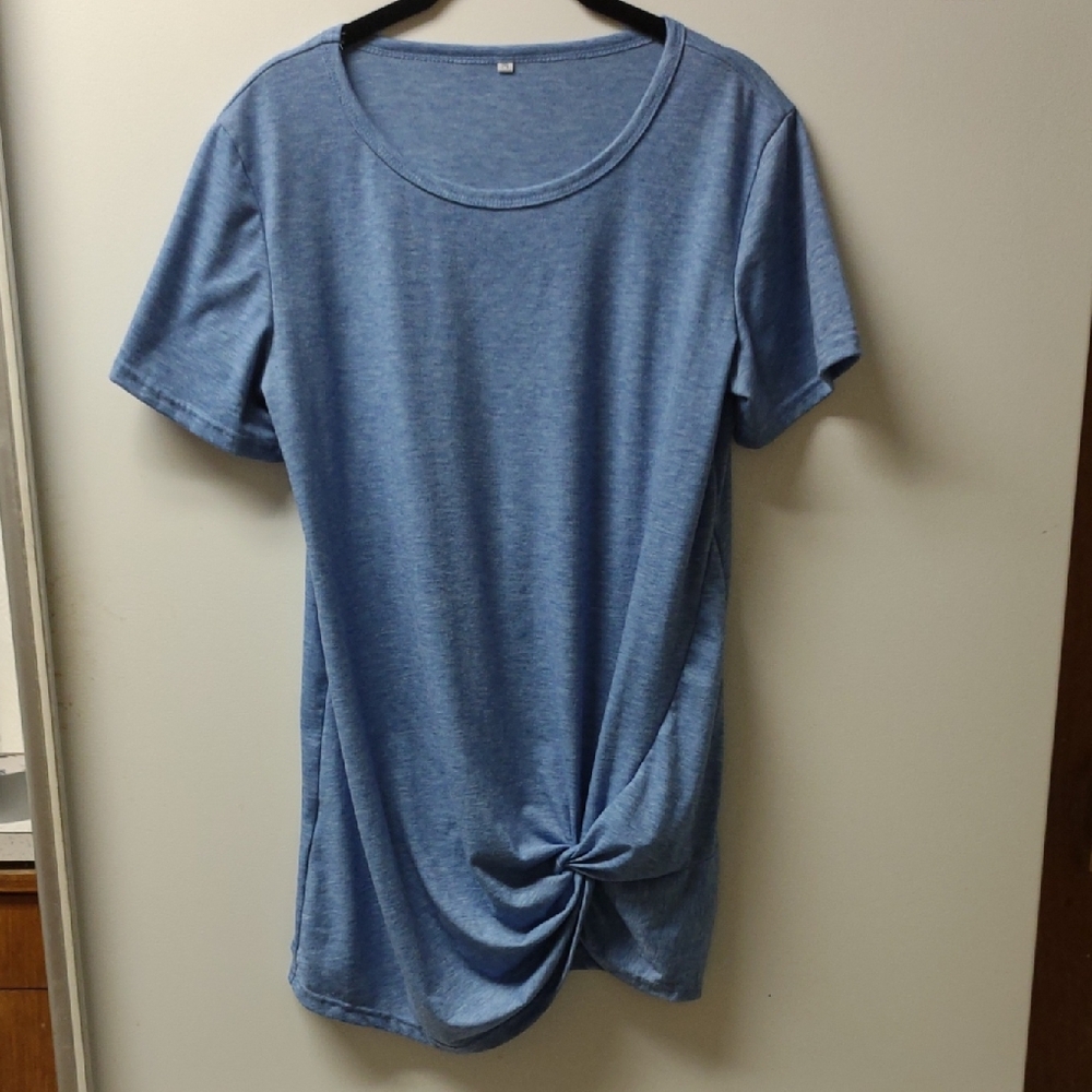 Blue Knot Front T-Shirt Size Medium